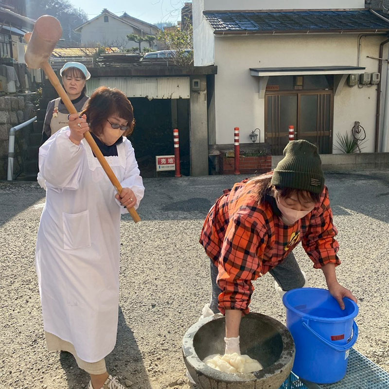 こども食堂支援餅つき